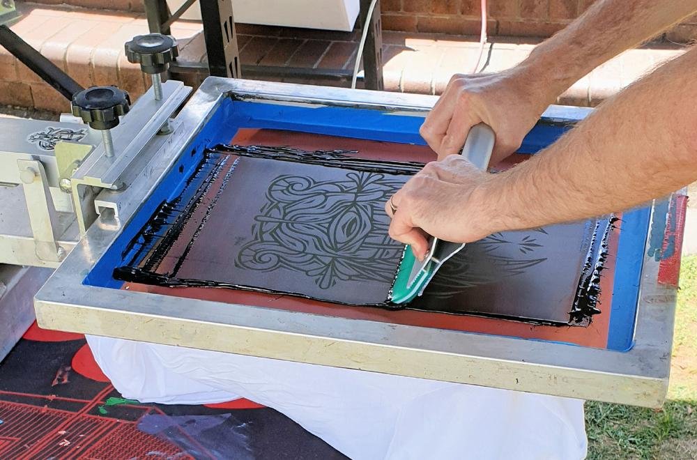 Manual-Screen-Printing-Table-for-Flag-Orders