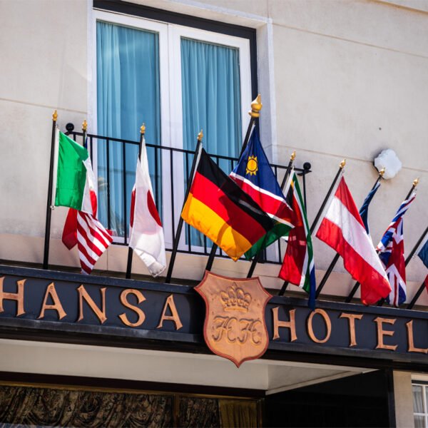 Flags-Hansa-Hotel